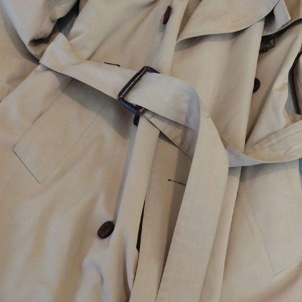 Vintage Etienne Aigner Trench Coat - Picture 9 of 17